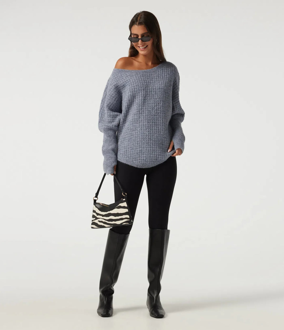 Long Sleeve Curved Hem Casual Sweater with Thumbholes